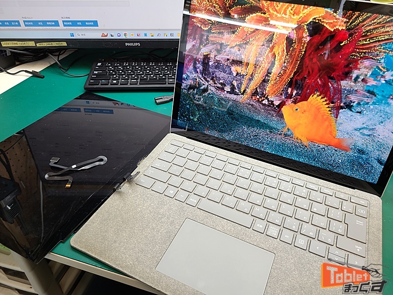 Surface Laptop3　ディスプレイ　トラックパッド　修理　交換完了