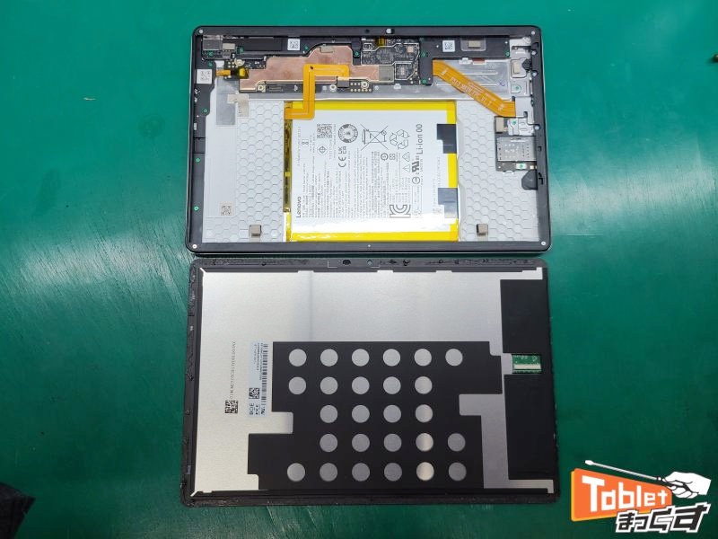 LAVIE Tab T10d(PC-T1055/ETS,T1055ETS) 画面交換修理 大阪梅田店