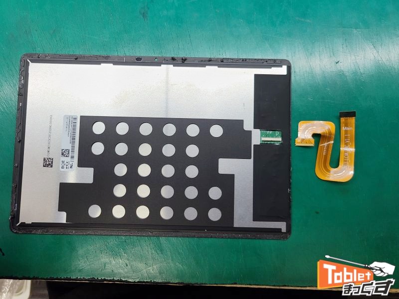 LAVIE Tab T10d(PC-T1055/ETS,T1055ETS) 画面交換修理 大阪梅田店