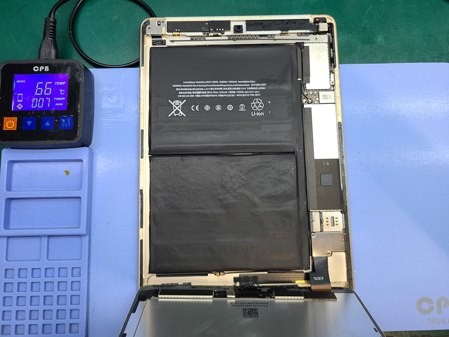 iPad Air 2 膨張バッテリー交換修理【即日対応】 - タブレット修理専門 