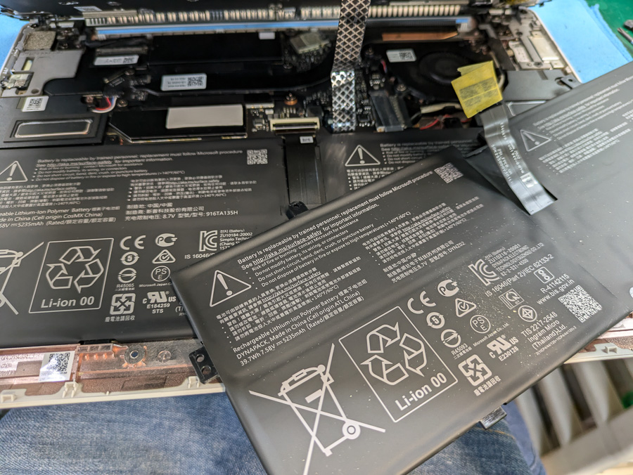 Surface Laptop Go2 電池持ちが悪くなった【即日バッテリー交換修理 