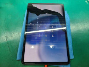 Xiaomi Pad 6 液晶漏れで黒いシミ・タッチ不良｜データそのままで画面 