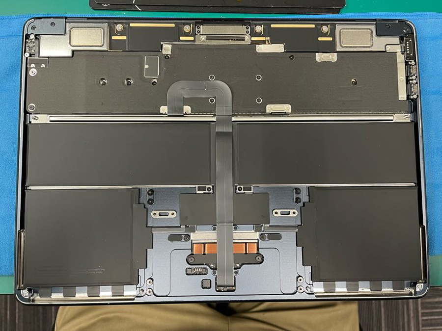 滋賀でMacBook Air M2の画面修理！即日交換でデータもそのまま【実際の 