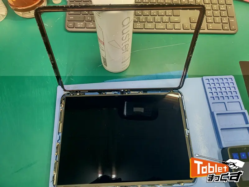 Apple　iPad　(第10世代)　タッチパネル取り外し