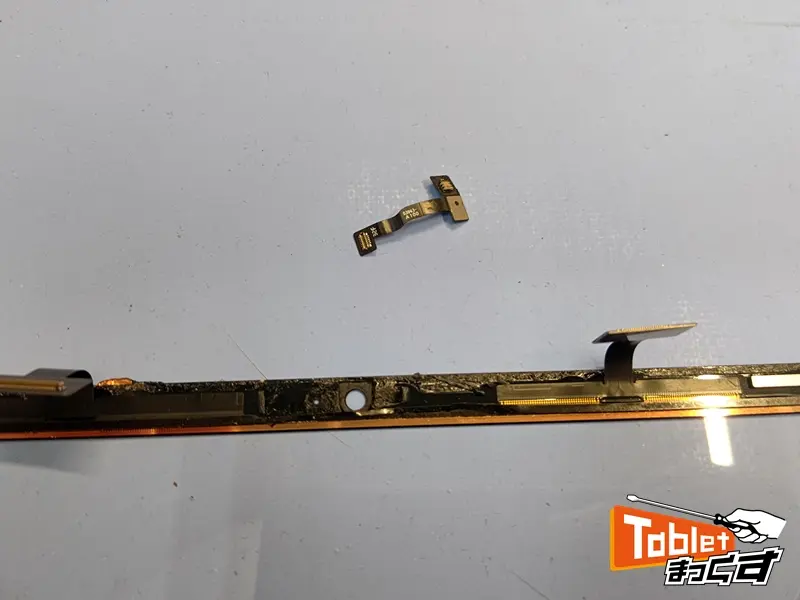 Apple　iPad　(第10世代)　パーツ取り外し