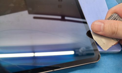 Galaxy Tab S9 FE 液晶が割れて表示がおかしい 【即日画面交換