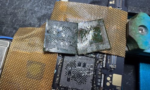 Xiaomi Pad 5 ロゴから進まない原因はバッテリーではない？基板修理でデータ復旧-4