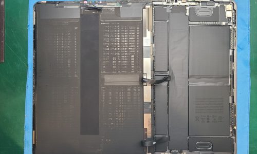 iPad Pro 12.9インチ(第5世代) ガラス液晶割れ画面交換修理-09